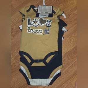 MLB Milwuakee Brewers Baby Set Bodysuit 0-3M NWT Baseball 100% Cotton